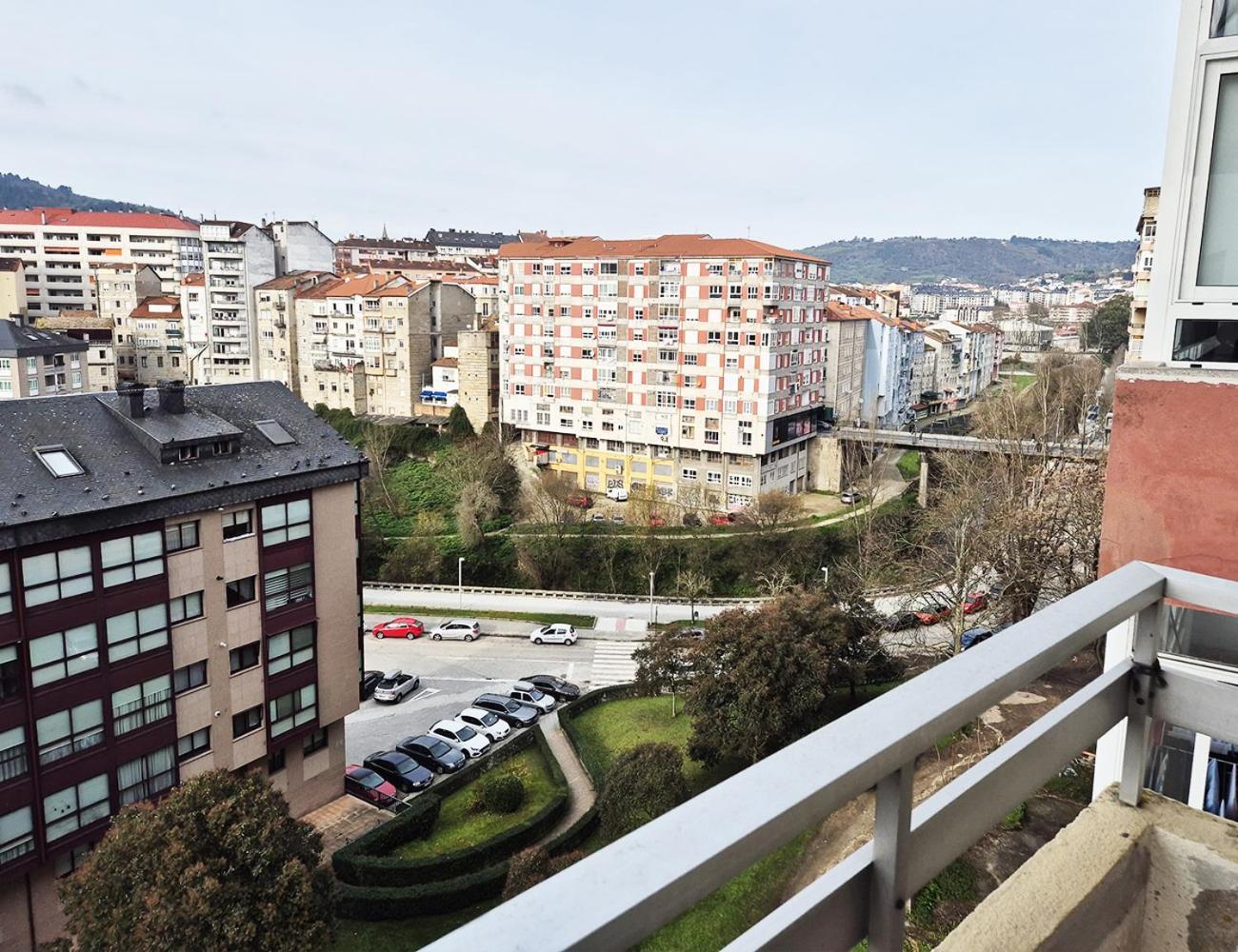 Vistas De Ourense Esterno foto